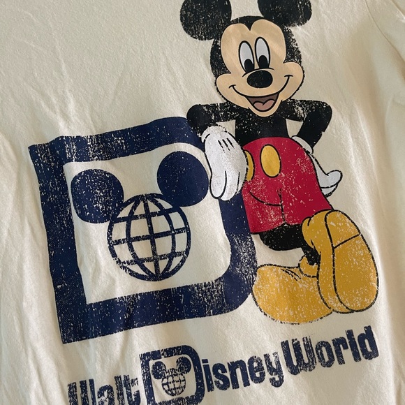 Mickey Mouse Walt Disney World Tshirt - Picture 4 of 5